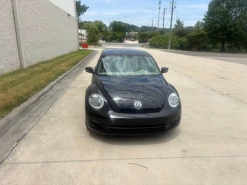 Used 2013 Volkswagen Beetle 2.5 FWD image 16