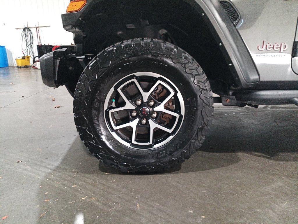 Used 2024 Jeep Wrangler Unlimited Rubicon AWD/4WD image 12