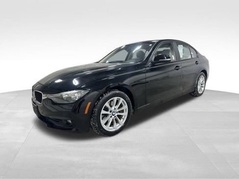 Used 2016 BMW 320i xDrive Sedan image 12