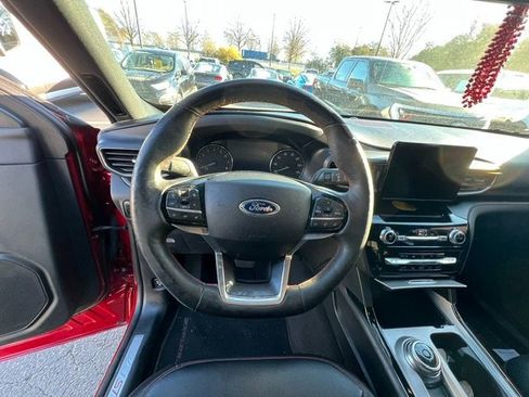 Used 2023 Ford Explorer ST-Line w/ Class IV Trailer Tow Package image 10