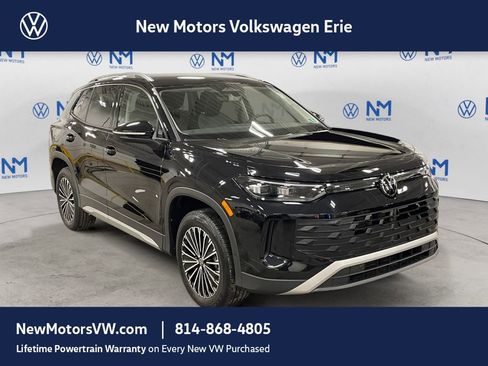 New 2026 Volkswagen Tiguan S image 7