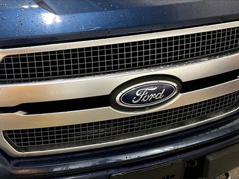 Used 2019 Ford F150 Platinum w/ Technology Package image 32