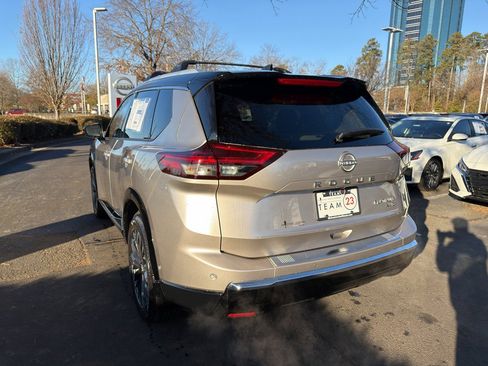 New 2026 Nissan Rogue Platinum w/ Platinum Premium Package image 5