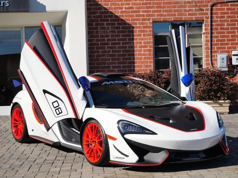 Used 2018 McLaren 570S Coupe image 24