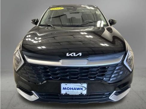 Used 2023 Kia Sportage LX FWD image 9