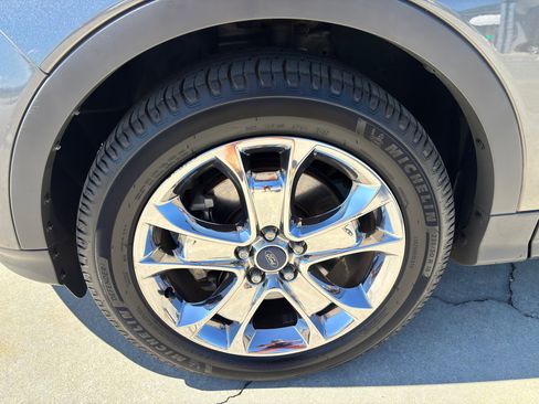 Used 2016 Ford Escape SE w/ Equipment Group 201A image 11