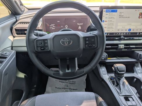 Used 2026 Toyota RAV4 XSE w/ Panoramic Sun Roof Package AWD/4WD image 26