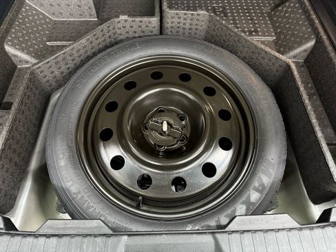 Used 2020 Ford Edge SEL w/ Convenience Package image 41