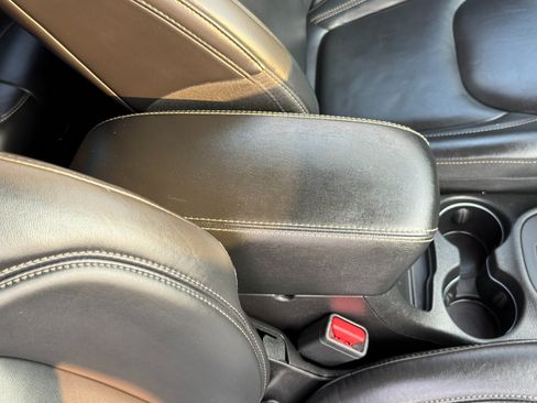 Used 2017 Jeep Cherokee Latitude w/ True North Edition image 52