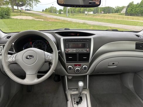Used 2010 Subaru Forester 2.5X Limited AWD/4WD image 16
