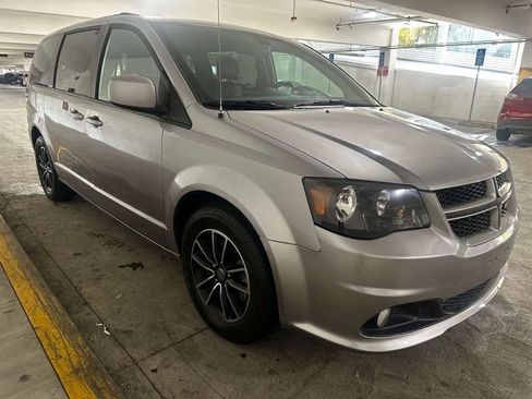 Used 2018 Dodge Grand Caravan GT image 5