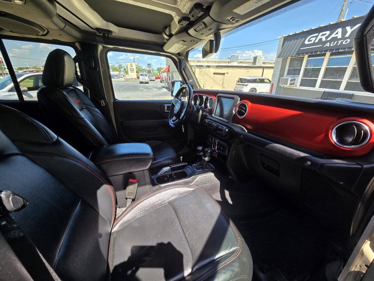 Used 2020 Jeep Gladiator Rubicon AWD/4WD image 16