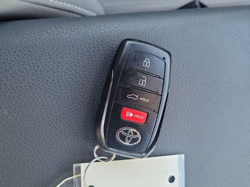 Used 2025 Toyota Camry SE w/ Convenience Package FWD image 35