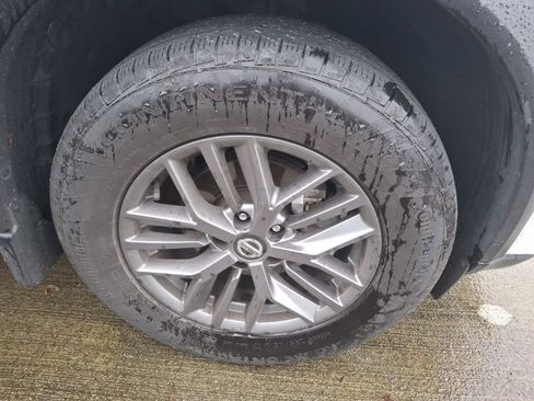 Used 2021 Nissan Rogue S image 4