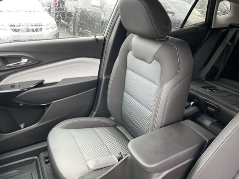 New 2026 Chevrolet Trax LT w/ Driver Confidence Package image 23