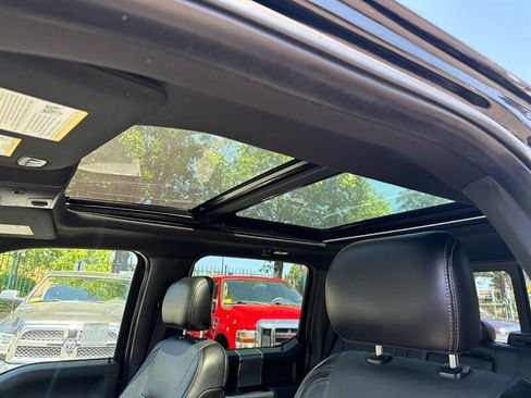 Used 2017 Ford F150 Lariat w/ Equipment Group 502A Luxury AWD/4WD image 19
