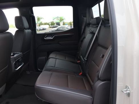 New 2026 GMC Sierra 1500 Denali w/ Denali Reserve Package AWD/4WD image 16
