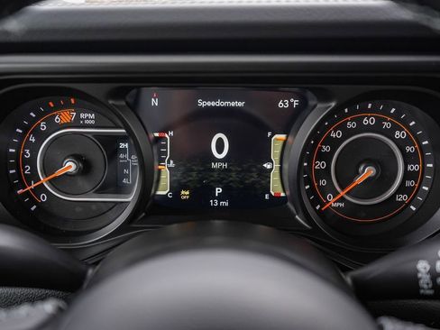 New 2026 Jeep Wrangler Unlimited Rubicon AWD/4WD image 25