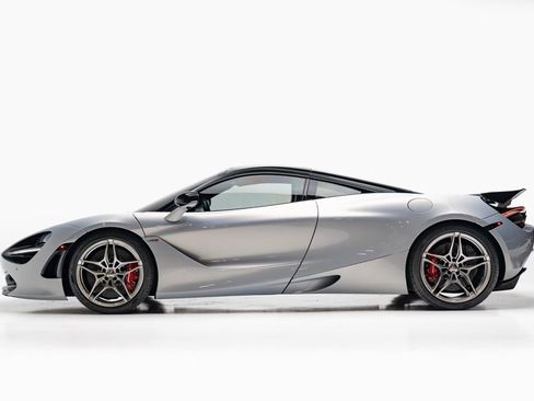 Used 2018 McLaren 720S Performance image 15