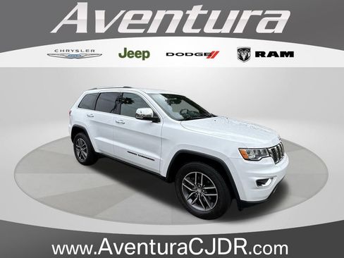 Used 2018 Jeep Grand Cherokee Limited image 1