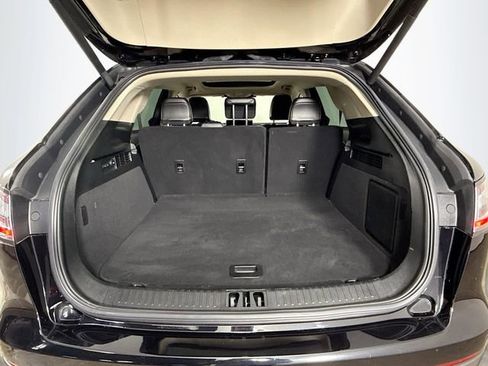 Used 2023 Lincoln Nautilus Reserve image 26