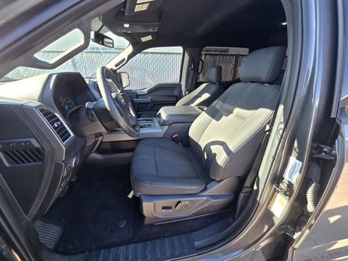 Used 2017 Ford F150 XLT w/ Equipment Group 302A Luxury image 9