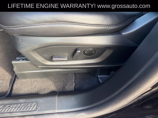 Used 2024 Ford Explorer XLT w/ Equipment Group 202A AWD/4WD image 11