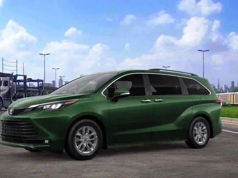 New 2026 Toyota Sienna XLE AWD/4WD image 24