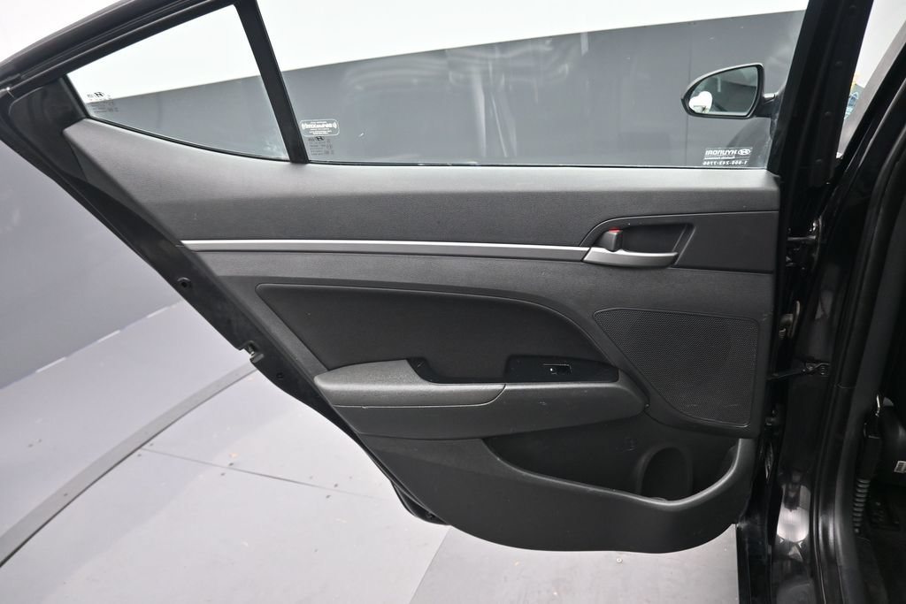 Used 2018 Hyundai Elantra Value Edition w/ Cargo Package FWD image 28