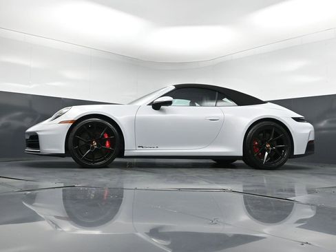 Certified 2025 Porsche 911 Carrera S RWD image 25