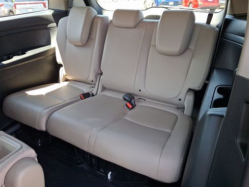 Used 2023 Honda Odyssey EX-L image 10