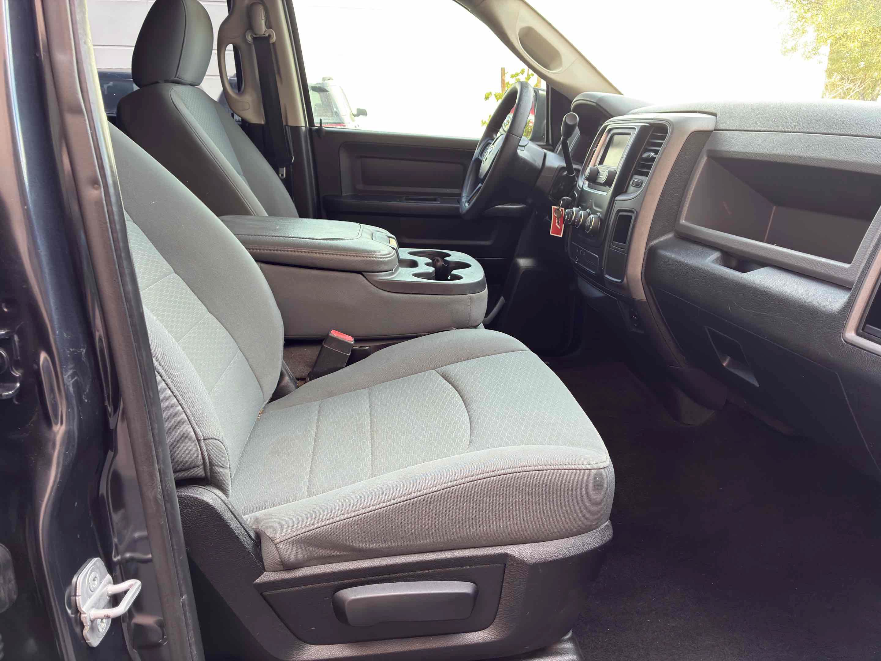 Used 2013 RAM 1500 Express AWD/4WD image 39