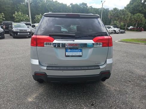 Used 2015 GMC Terrain SLE w/ Safety Package AWD/4WD image 5