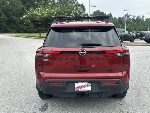 Used 2025 Nissan Pathfinder Rock Creek AWD/4WD image 6