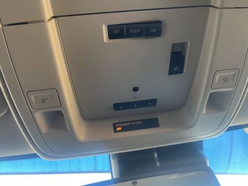 Used 2018 GMC Sierra 1500 SLT w/ Texas SLT Premium Package image 19