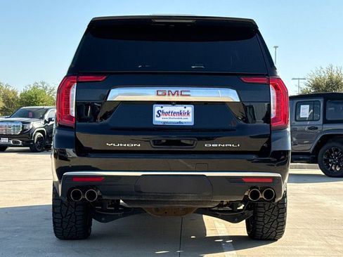 Used 2023 GMC Yukon Denali AWD/4WD image 8