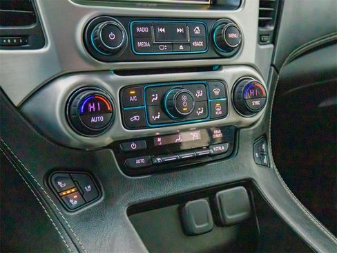 Used 2019 GMC Yukon SLT w/ HD Trailering Package image 32