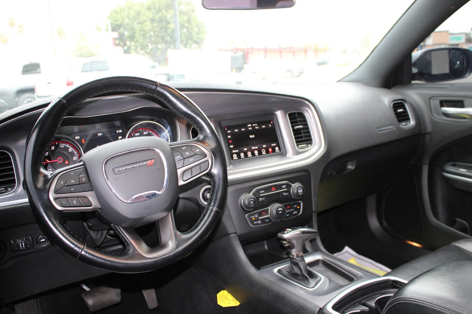 Used 2021 Dodge Charger SXT w/ Leather Interior Group RWD image 21
