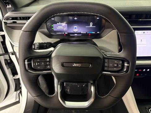 New 2026 Jeep Cherokee Laredo AWD/4WD image 20