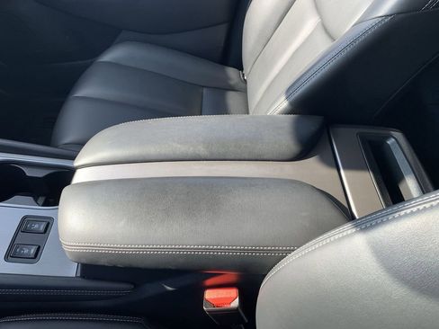 Used 2023 Nissan Murano SV image 21