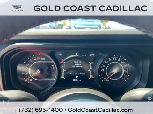 Used 2025 Jeep Gladiator Sport AWD/4WD image 15