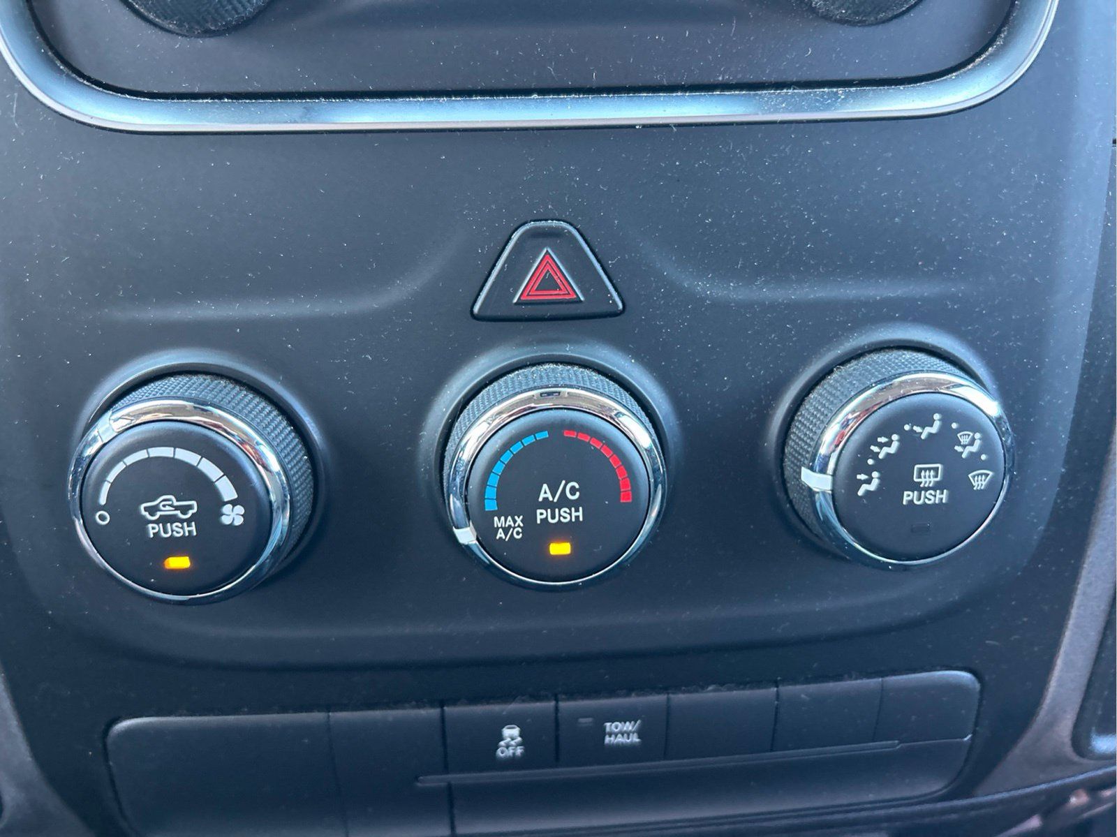 Certified 2019 RAM 1500 Express w/ Express Value Package RWD image 29