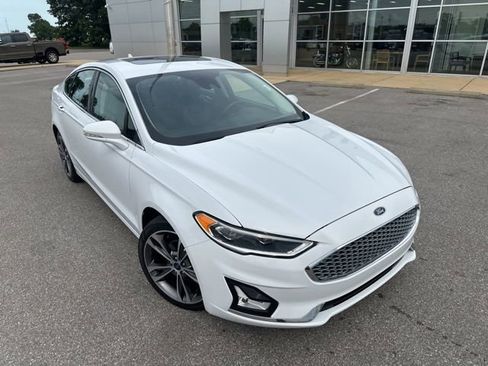 Used 2020 Ford Fusion Titanium AWD/4WD image 6