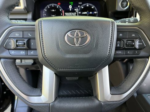 New 2026 Toyota 4Runner 4WD image 14