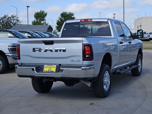 New 2026 RAM 2500 Tradesman AWD/4WD image 4