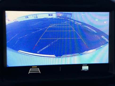 Used 2021 GMC Sierra 1500 Elevation image 18