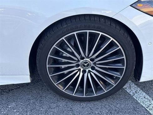 Used 2023 Mercedes-Benz C 300 Sedan image 9