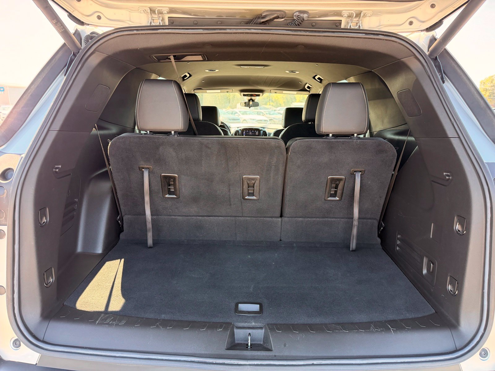 Used 2022 Chevrolet Traverse LT AWD/4WD image 23