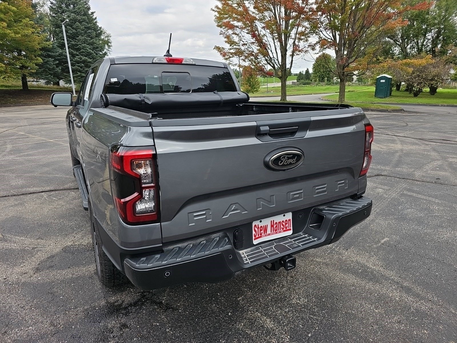 Used 2025 Ford Ranger Lariat w/ Black Appearance Package AWD/4WD image 3