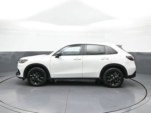 Used 2024 Honda HR-V Sport image 9